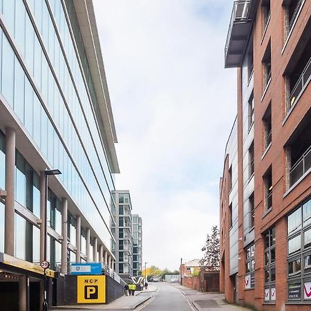 Stylish 2Br Apartment In Heart Of Sheffield Exterior foto