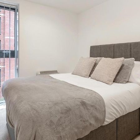 Stylish 2Br Apartment In Heart Of Sheffield Exterior foto